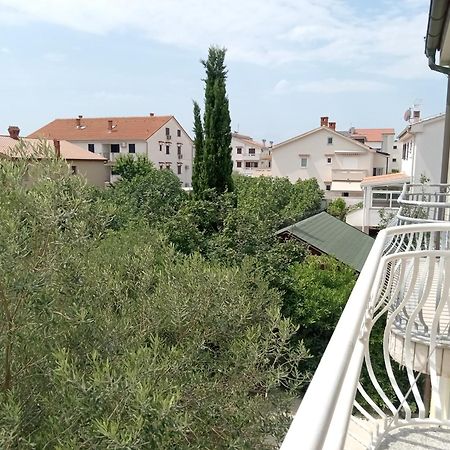Ana Rooms Кърк Екстериор снимка