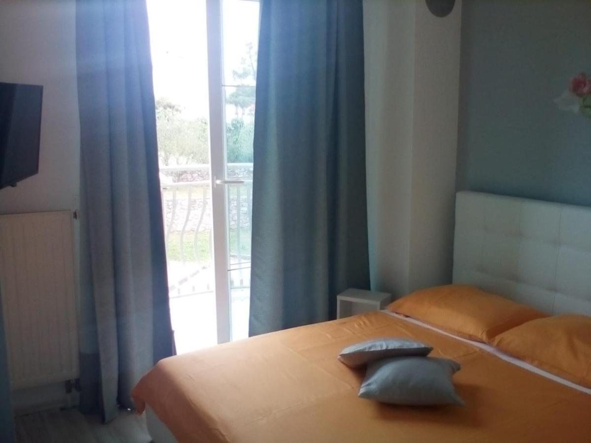 Ana Rooms Кърк Екстериор снимка