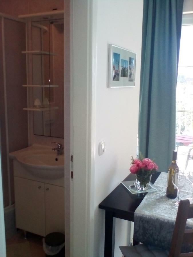 Ana Rooms Кърк Екстериор снимка